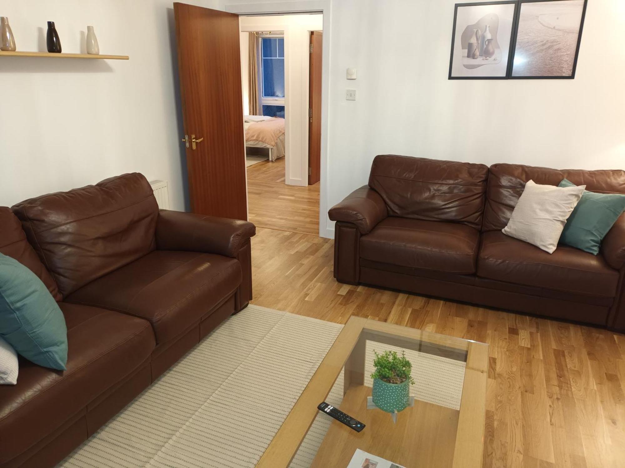 Spacious Elegant 2-Br Apartment In Aberdeen City Centre Dış mekan fotoğraf